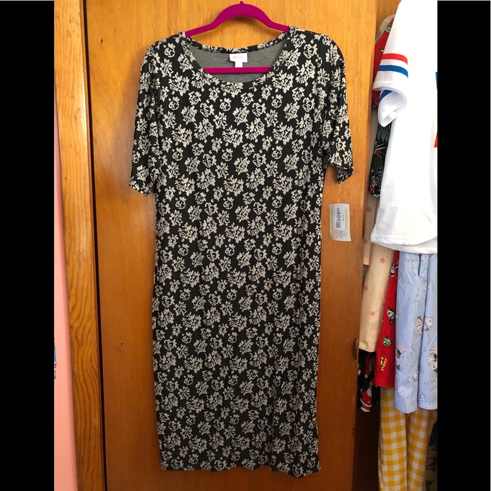 Lularoe Julia Dress Straight, short sleeve dress